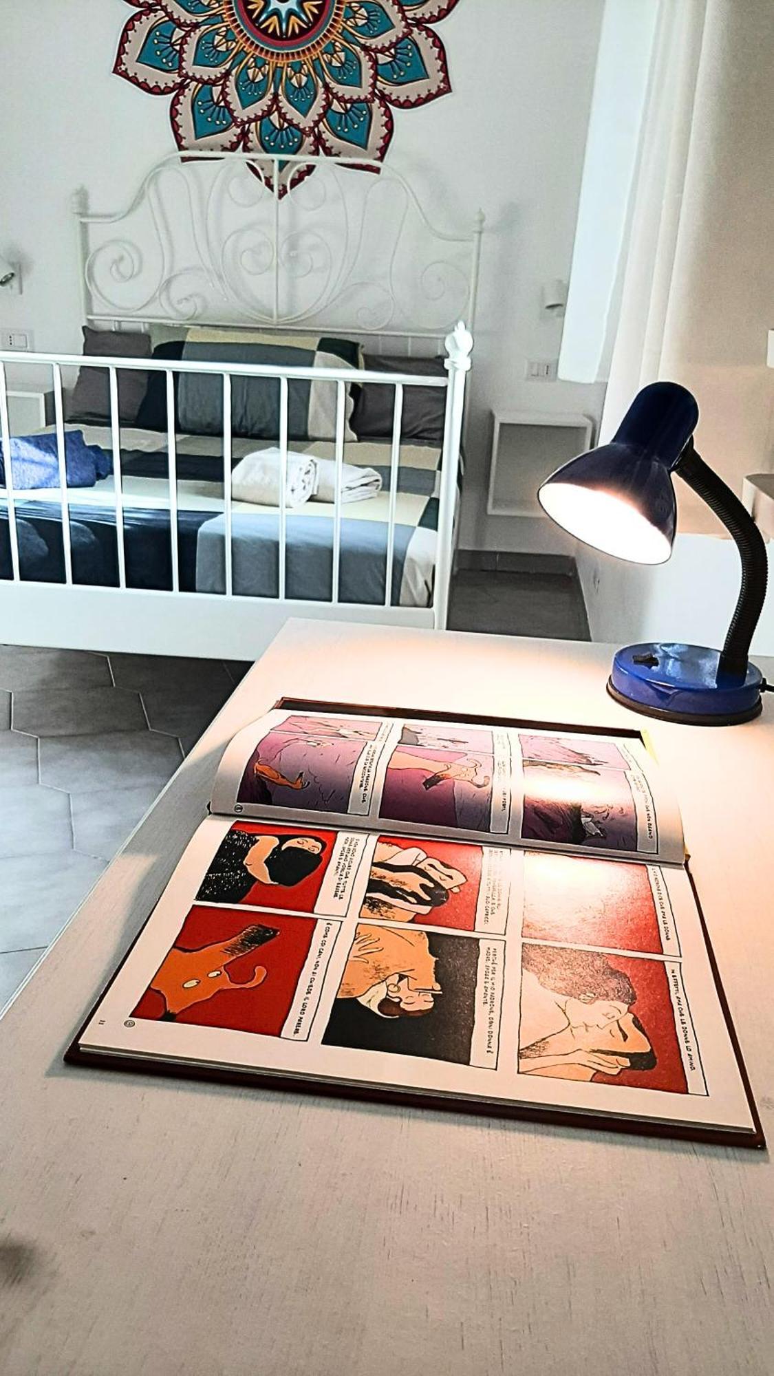 Casa Luminosa E Silenziosa Nel Cuore Del Centro Napoli